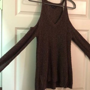 V Neck Cold Shoulder sweater